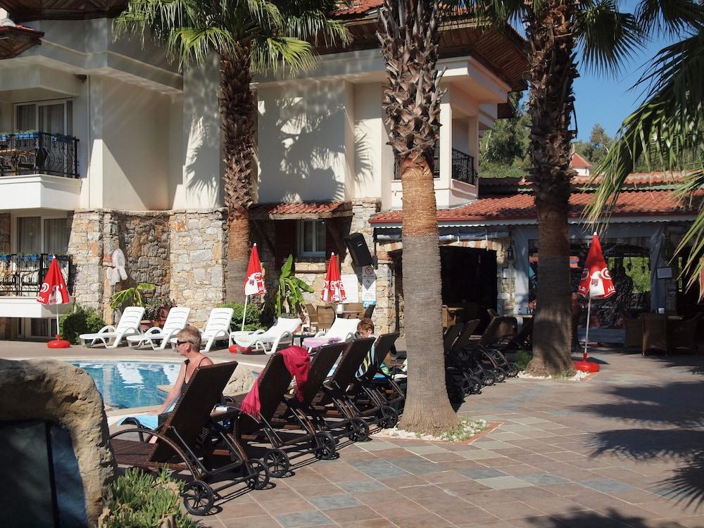 Sun Blue Apart Hotel İcmeler Bagian luar foto