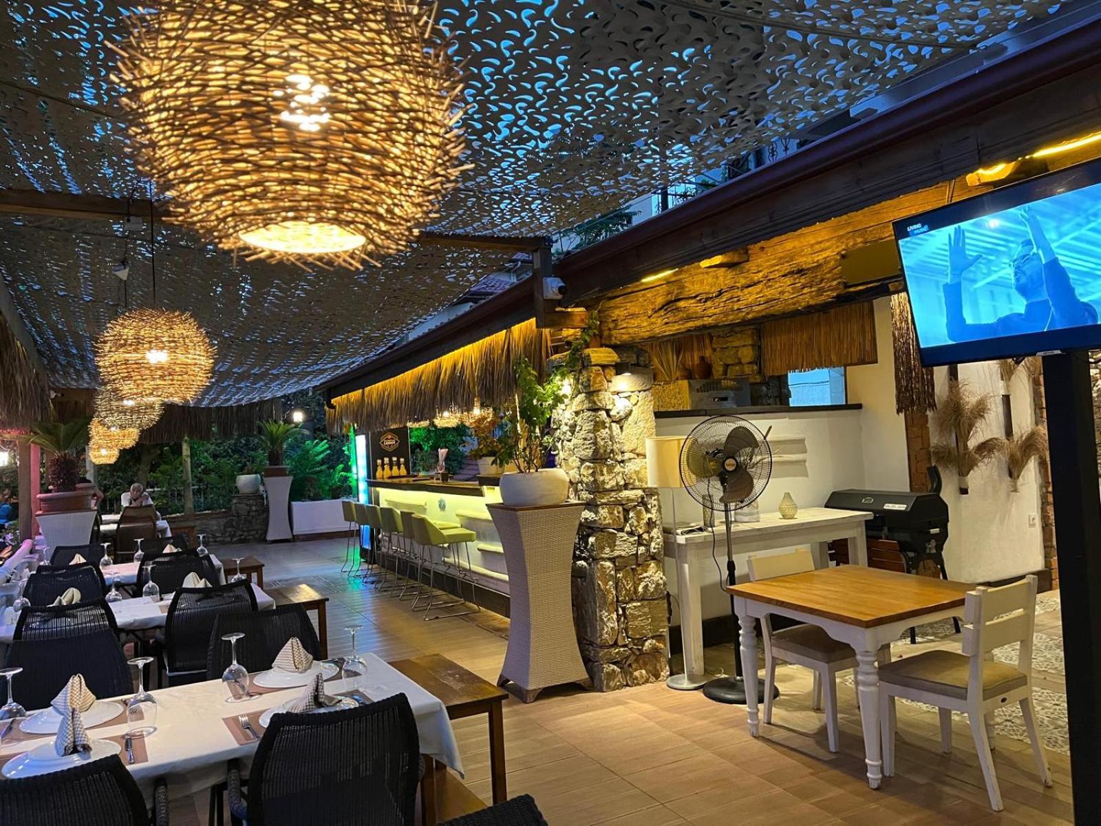Sun Blue Apart Hotel İcmeler Bagian luar foto