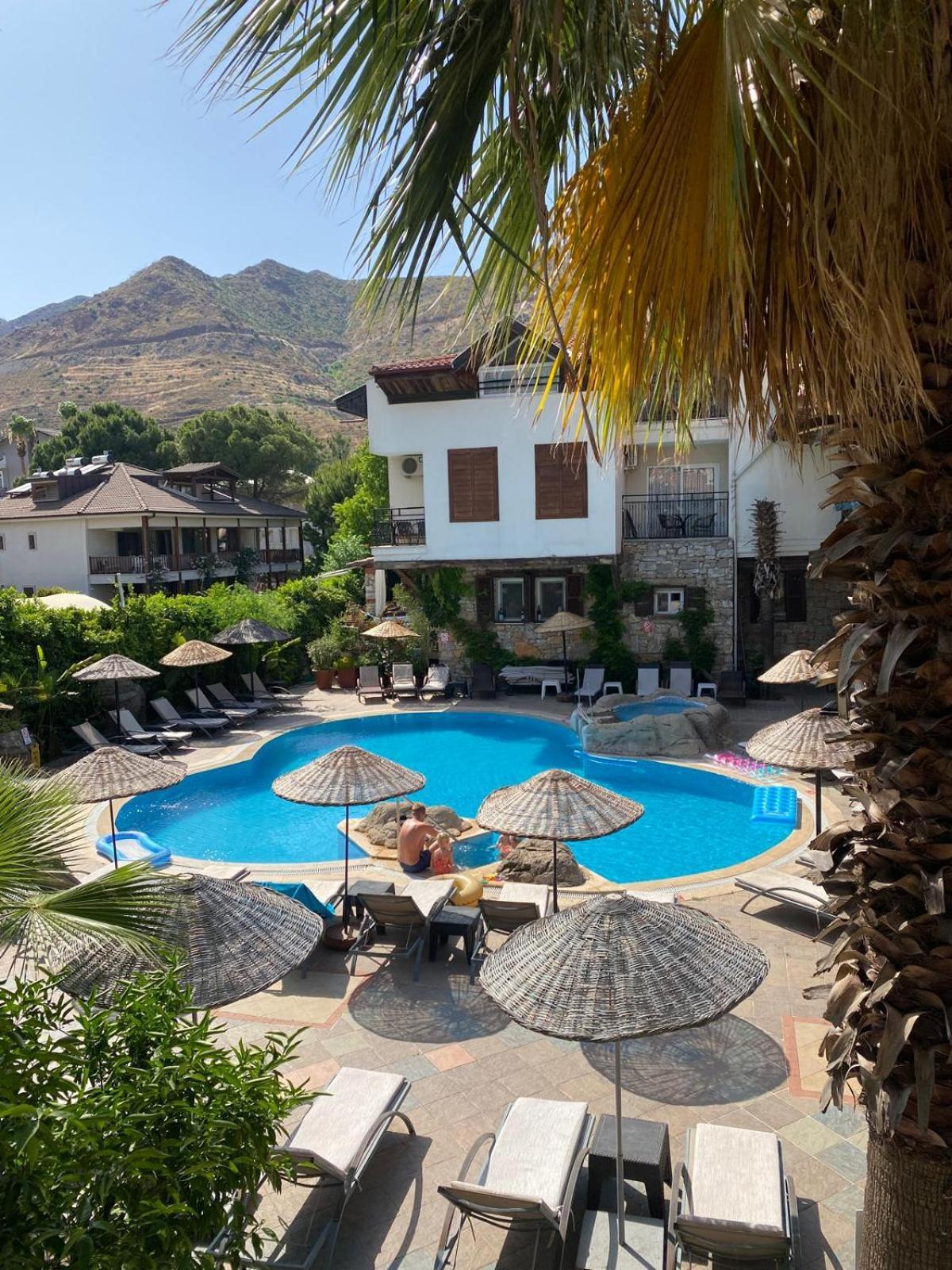 Sun Blue Apart Hotel İcmeler Bagian luar foto