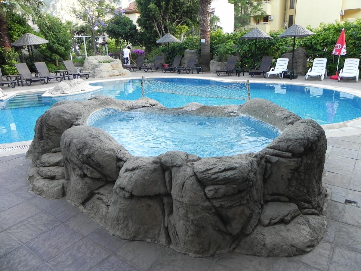 Sun Blue Apart Hotel İcmeler Bagian luar foto