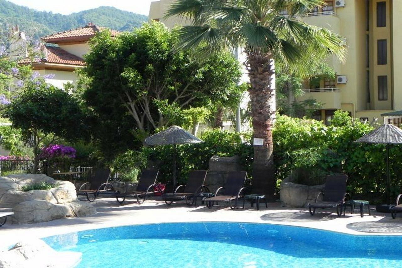 Sun Blue Apart Hotel İcmeler Bagian luar foto